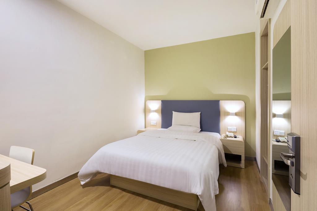 Hanting Hotel Hangzhou Xiaoshan Shi Xin Road Esterno foto